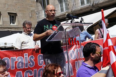 2016 05 01 ManifaPrimeiroMaioVigo36.JPG